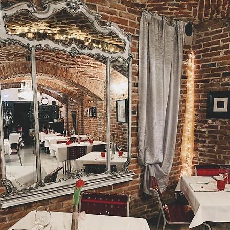 Cortiletto D'Alba Camere Con Ristorante ภายนอก รูปภาพ