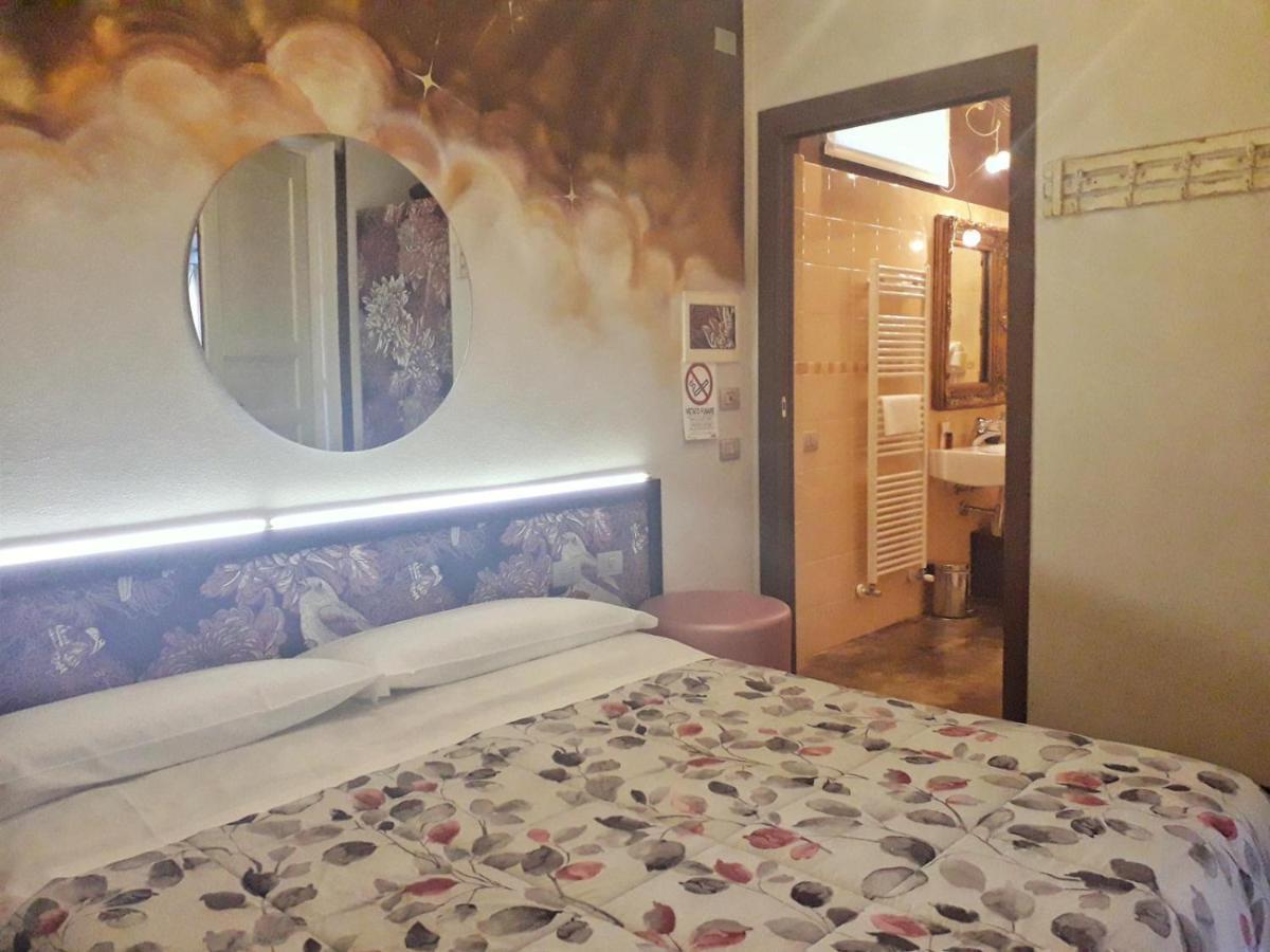 Cortiletto D'Alba Camere Con Ristorante ภายนอก รูปภาพ