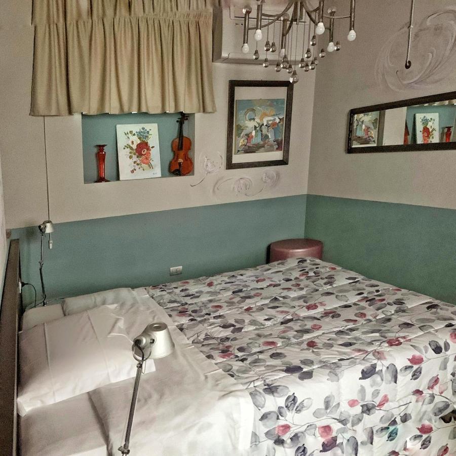 Cortiletto D'Alba Camere Con Ristorante ภายนอก รูปภาพ