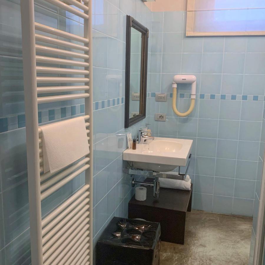 Cortiletto D'Alba Camere Con Ristorante ภายนอก รูปภาพ