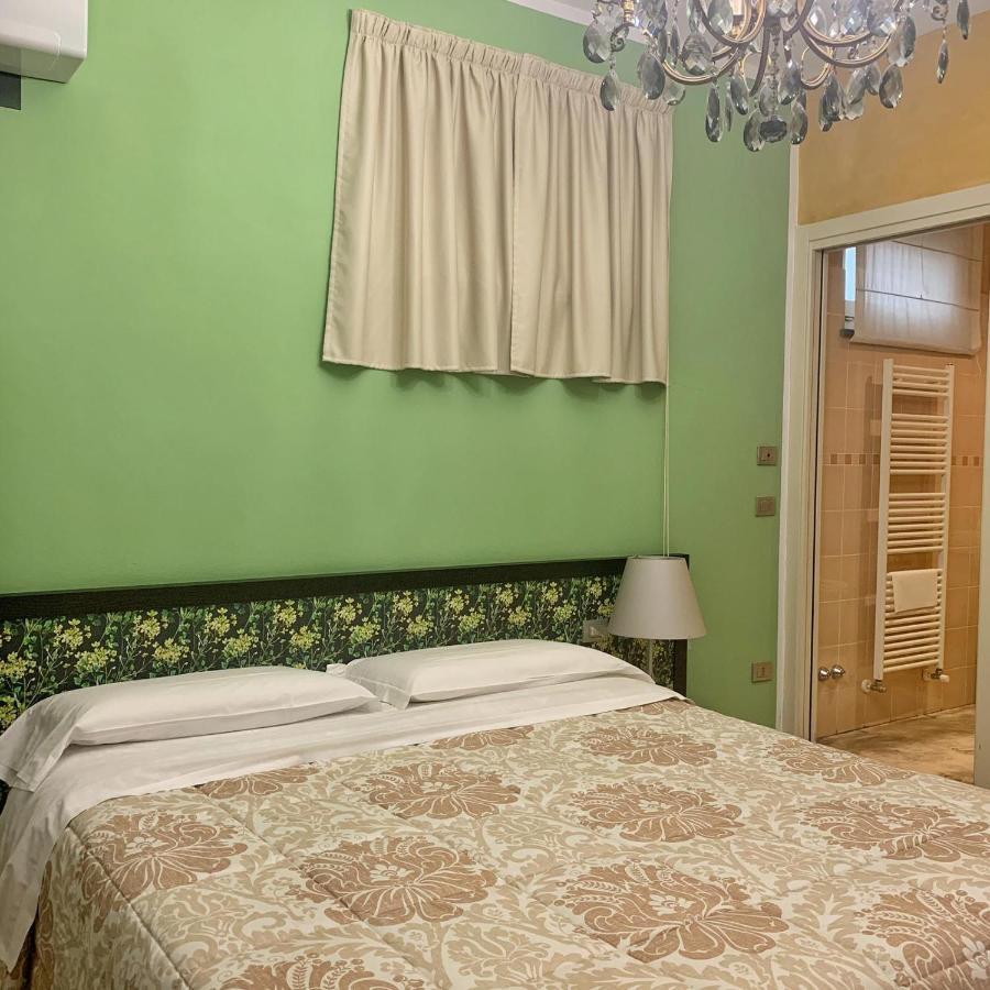 Cortiletto D'Alba Camere Con Ristorante ภายนอก รูปภาพ